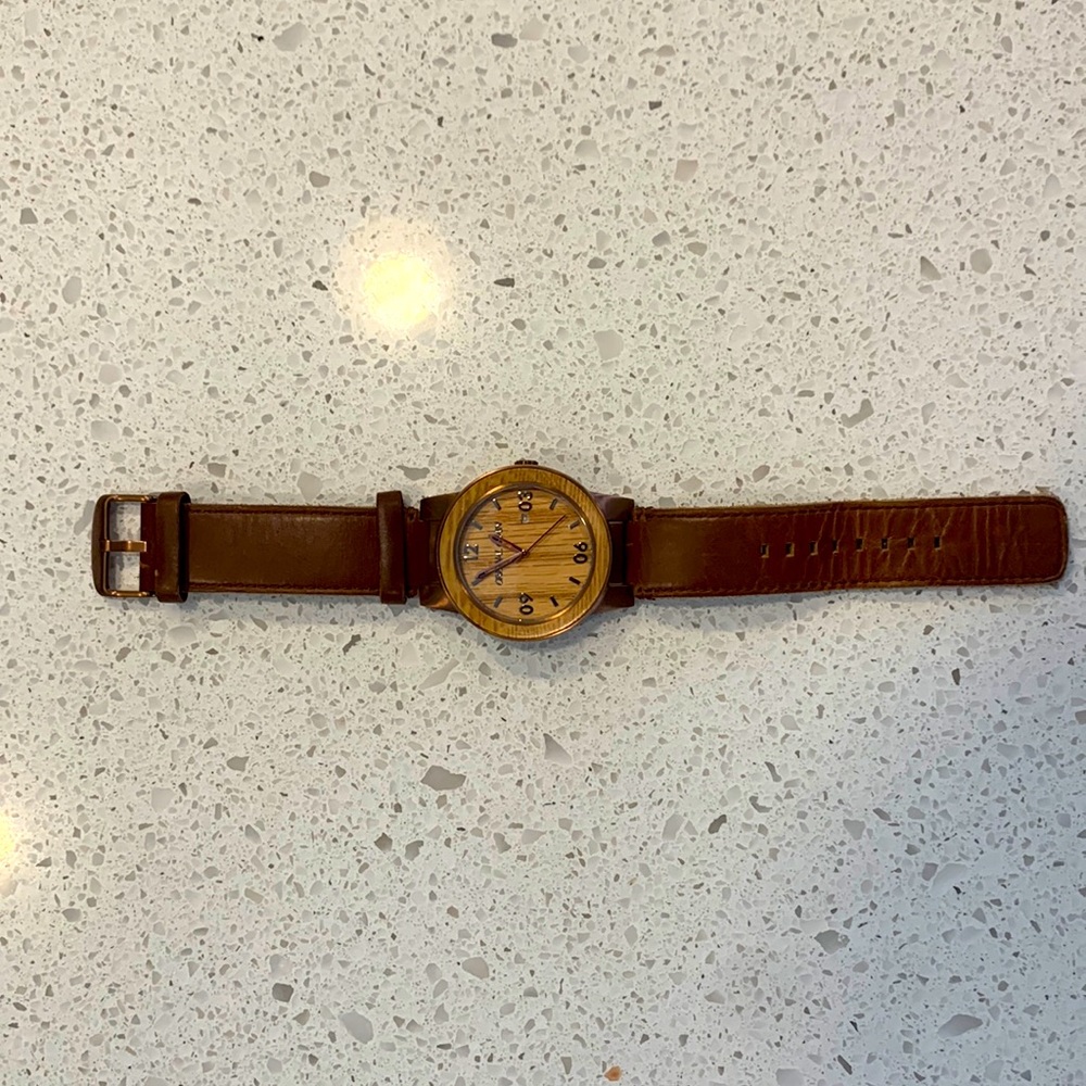 Original Grain watch leather and wood grain
